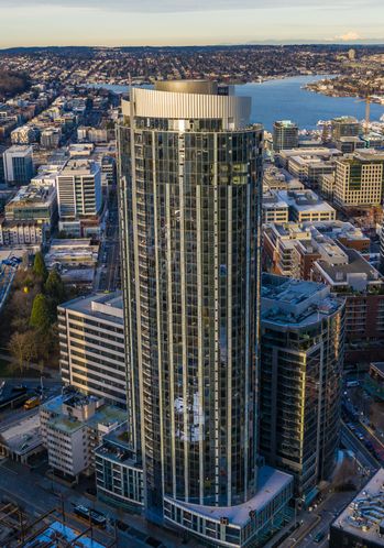 McKenzie: 2202 8th Ave, Seattle, WA 98121